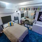 Design Apt In Front Of The Belleville Park